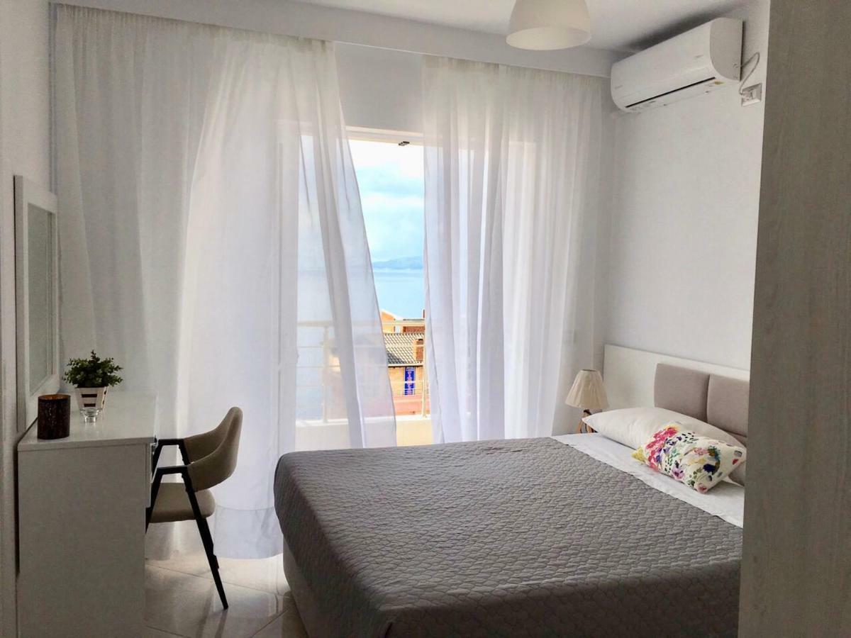 Sea And Sun Apartments Sarande Exterior photo